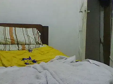 Snapshot of sherry_anne chatting on 01-18-26, 04:38 sherry anne online show from 01-18-26, 04:38