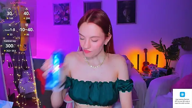 Alyssa Smitt online show from 09-11-25, 12:00