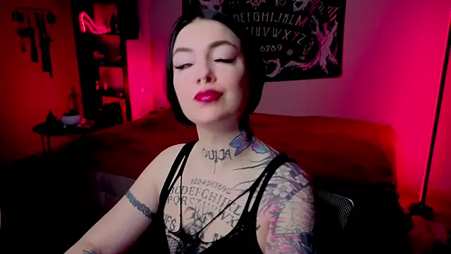 Magic Allie online show from 05-12-26, 07:33