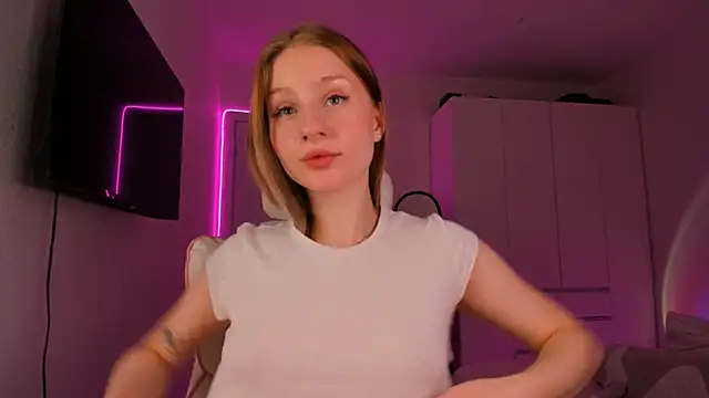 Eva Davi online show from 01-19-25, 05:05