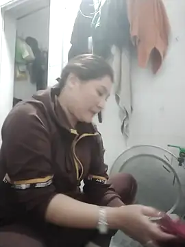 Rose DiDi online show from 02-26-25, 03:42