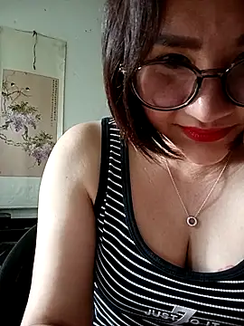 Rose DiDi online show from 04-30-26, 05:36