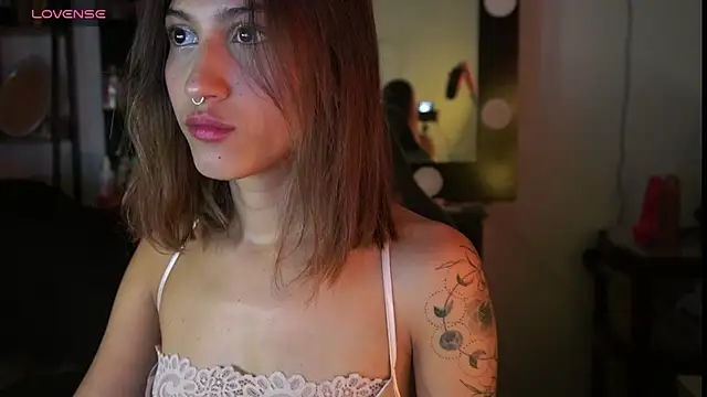 MissKorah online show from 02-01-25, 01:44