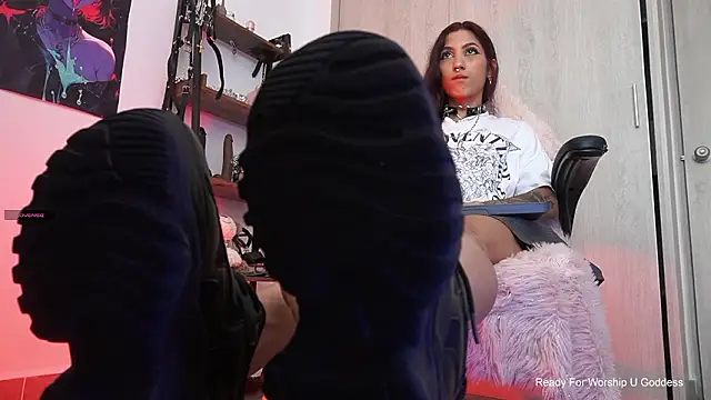 MissKorah online show from 03-06-26, 08:38