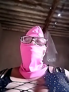 Snapshot of naughtygrannyXXX chatting on 12-14-24, 05:51 naughtygrannyXXX online show from 12-14-24, 05:51