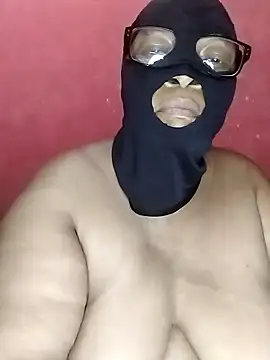 Snapshot of naughtygrannyXXX chatting on 10-20-25, 06:19 naughtygrannyXXX online show from 10-20-25, 06:19