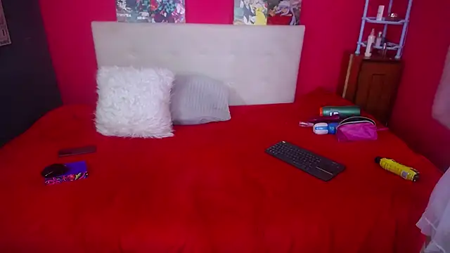 violl3tfoxx online show from 10-07-25, 01:41