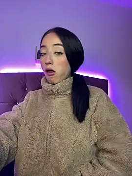 Ady 18 online show from 03-04-25, 11:32