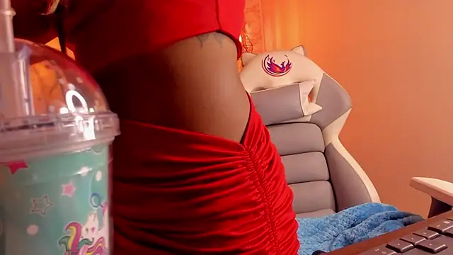 Queen perla  online show from 02-14-25, 03:26