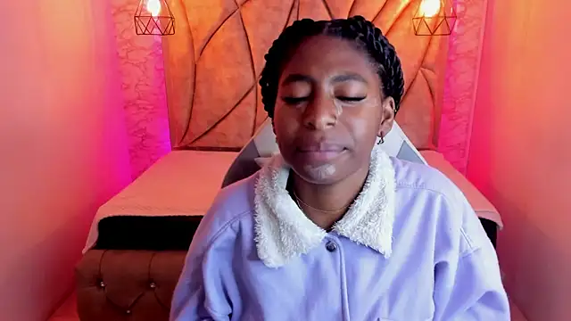 Queen perla  online show from 03-04-25, 12:22