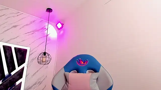 Queen perla  online show from 11-05-25, 11:54