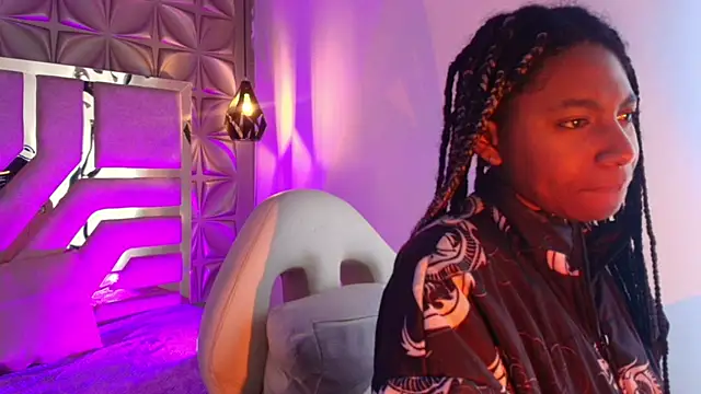 Queen perla  online show from 02-11-26, 11:37