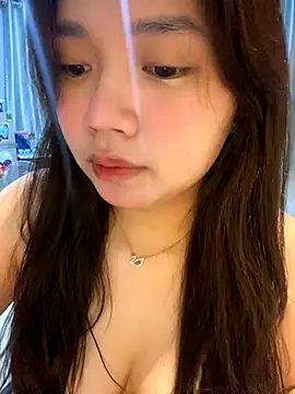 Hotellinh12 online show from 11-05-25, 10:26