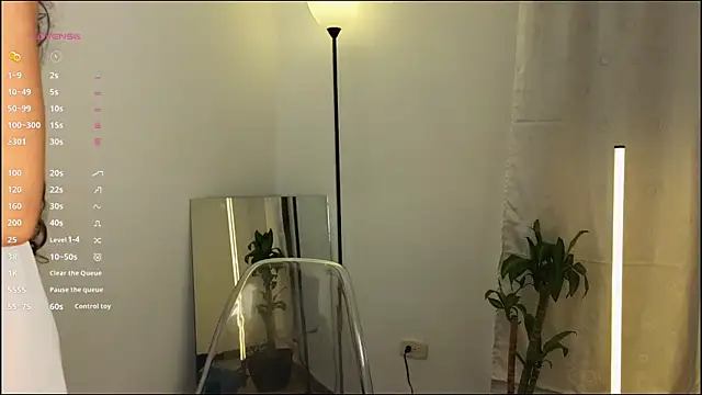 mssjulia online show from 03-18-25, 12:05