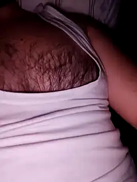 Snapshot of mariuana223 chatting on 12-12-24, 01:53 mariuana223 online show from 12-12-24, 01:53