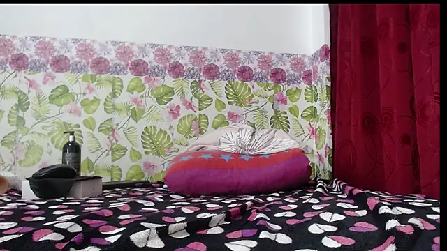 Snapshot of Watagatapitusberry1 chatting on 01-10-25, 03:39 Watagatapitusberry1 online show from 01-10-25, 03:39