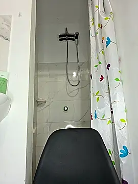 Snapshot of Watagatapitusberry1 chatting on 11-14-25, 01:15 Watagatapitusberry1 online show from 11-14-25, 01:15