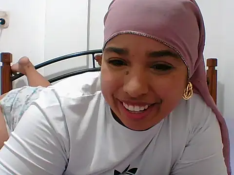 hurrem had online show from 11-28-25, 11:35