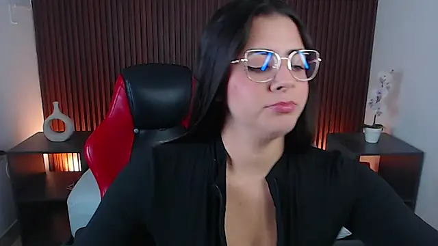 Snapshot of lizowenn_ chatting on 01-29-25, 12:13 lizowenn online show from 01-29-25, 12:13