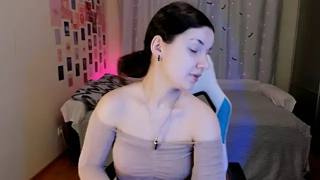 Vanessa Verona online show from 02-19-25, 08:52