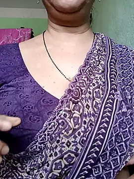 Snapshot of Rosy-B chatting on 03-21-26, 09:36 Rosy-B online show from 03-21-26, 09:36