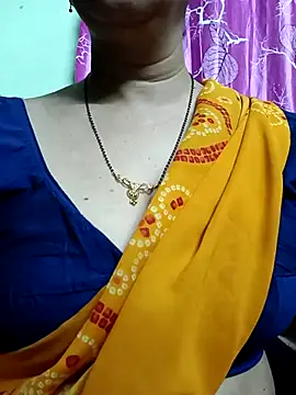 Snapshot of Rosy-B chatting on 04-02-26, 11:13 Rosy-B online show from 04-02-26, 11:13