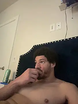 Snapshot of Clearlytothepoint420 chatting on 12-17-24, 04:11 Clearlytothepoint420 online show from 12-17-24, 04:11