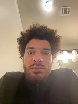 Snapshot of Clearlytothepoint420 chatting on 12-19-24, 10:34 Clearlytothepoint420 online show from 12-19-24, 10:34