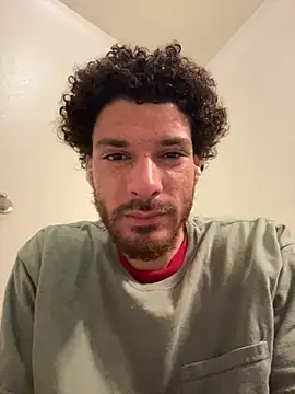 Snapshot of Clearlytothepoint420 chatting on 12-21-24, 09:58 Clearlytothepoint420 online show from 12-21-24, 09:58