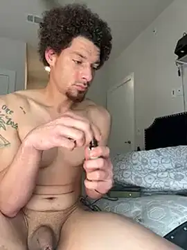 Snapshot of Clearlytothepoint420 chatting on 12-30-24, 09:50 Clearlytothepoint420 online show from 12-30-24, 09:50