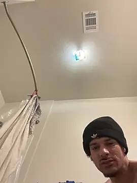 Snapshot of Clearlytothepoint420 chatting on 02-16-25, 05:15 Clearlytothepoint420 online show from 02-16-25, 05:15