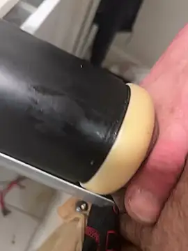 Snapshot of Clearlytothepoint420 chatting on 03-07-25, 09:40 Clearlytothepoint420 online show from 03-07-25, 09:40