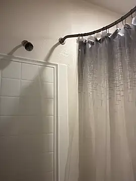 Snapshot of Clearlytothepoint420 chatting on 09-23-25, 11:02 Clearlytothepoint420 online show from 09-23-25, 11:02