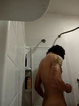 Snapshot of Clearlytothepoint420 chatting on 09-24-25, 09:18 Clearlytothepoint420 online show from 09-24-25, 09:18