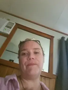 Off the Lesh online show from 11-08-25, 07:08