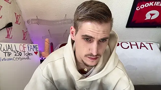 Cookieboy88 online show from 04-28-26, 12:21