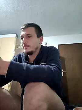 mayk18cm online show from 12-15-24, 09:53