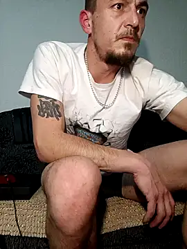 mayk18cm online show from 01-26-25, 07:52