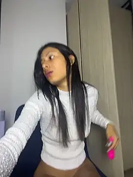Valentinabaker online show from 05-10-26, 10:20