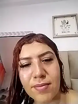 Snapshot of AriaRusso chatting on 12-24-24, 11:33 AriaRusso online show from 12-24-24, 11:33