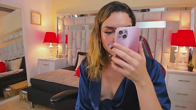 mariiahneedles online show from 01-11-25, 02:09