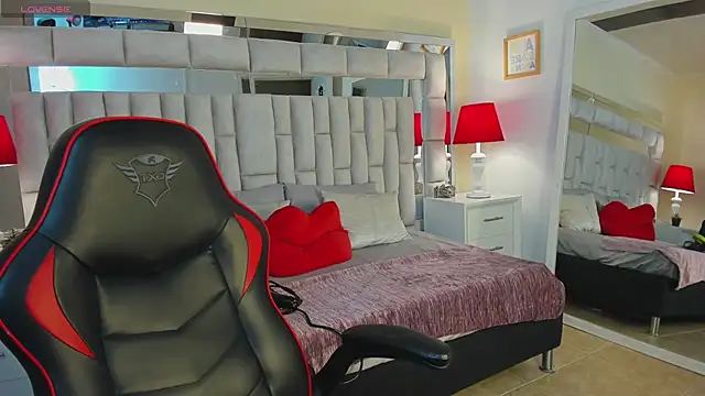 mariiahneedles online show from 01-23-25, 11:58