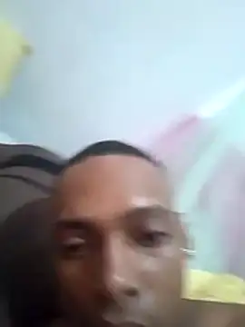 Snapshot of spicycouplex chatting on 11-16-25, 03:17 spicycouplex online show from 11-16-25, 03:17