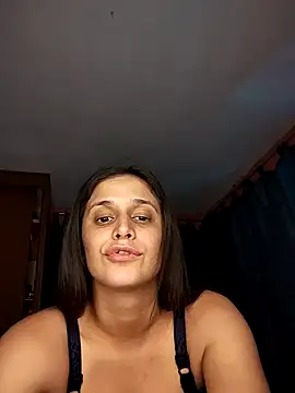 Snapshot of Catalinacandela chatting on 12-14-24, 02:12 Catalinacandela online show from 12-14-24, 02:12
