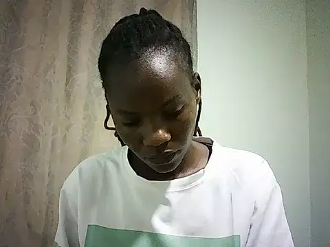 Pierra77 online show from 11-06-25, 09:10