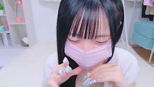 Suzu ch xx online show from 12-13-24, 09:09