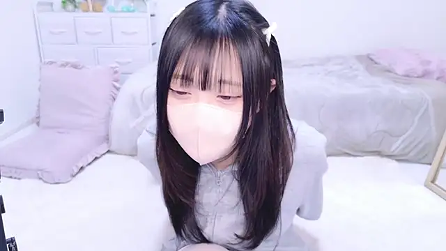 Suzu ch xx online show from 03-03-25, 04:14