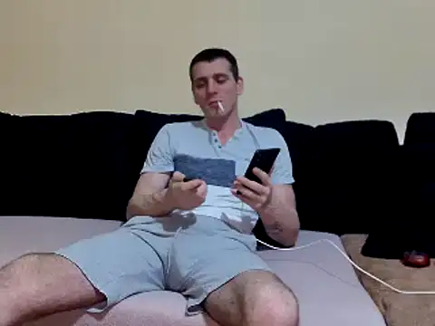 Snapshot of Aian09 chatting on 12-18-24, 09:18 Aian09 online show from 12-18-24, 09:18