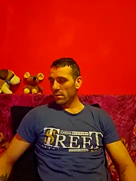 Snapshot of Aian09 chatting on 02-14-25, 06:40 Aian09 online show from 02-14-25, 06:40