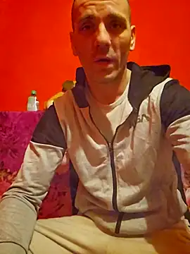 Snapshot of Aian09 chatting on 02-23-25, 10:49 Aian09 online show from 02-23-25, 10:49